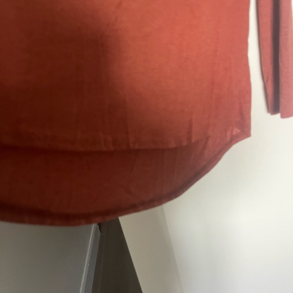 Rust colored shirt - Picture 3 of 3